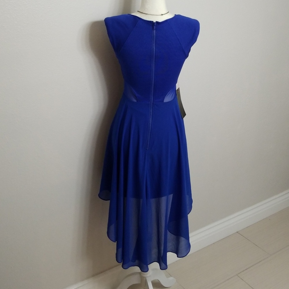 🆕️BeBe Dress - Picture 7 of 8